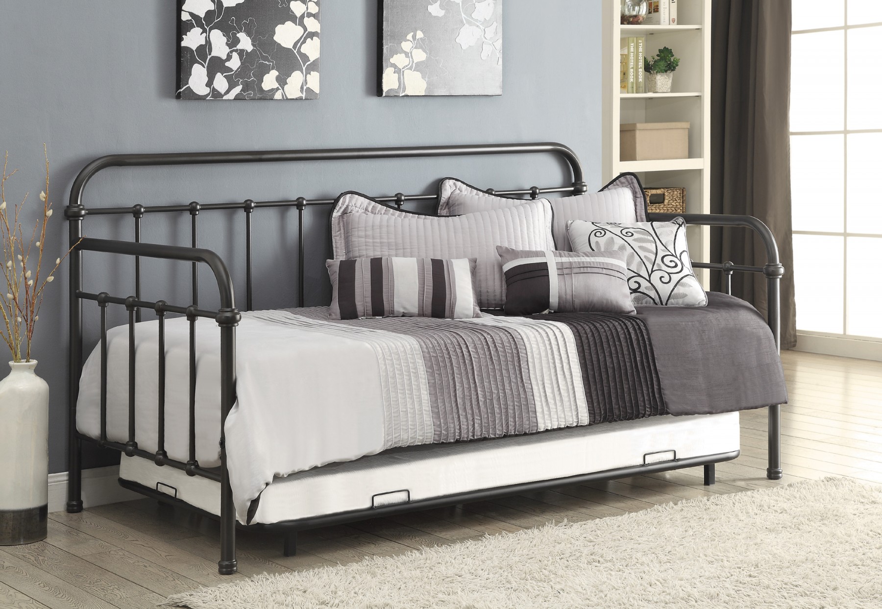 Livingston Metal Twin Daybed with Trundle
