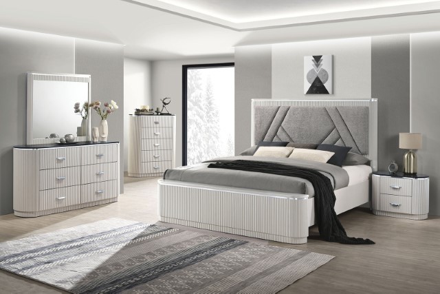 Aldgate Contemporary Bed with Vertical Reeded with Silver Line Accent