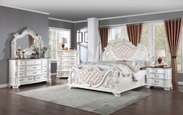 Esparanza Traditional Bed with Button-tufted Headboard