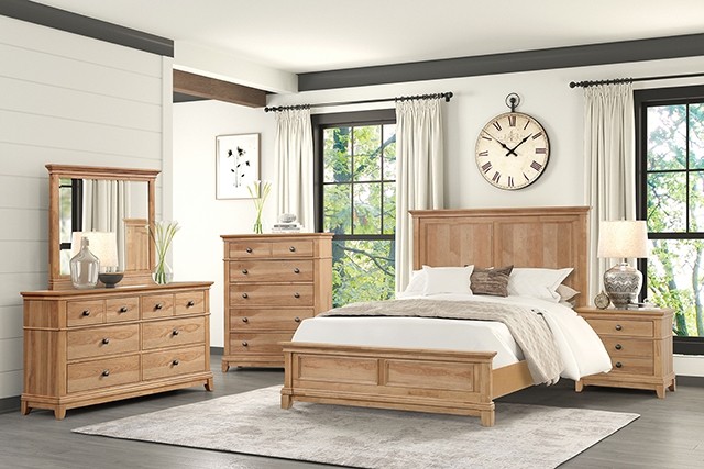 McHenry Farmhouse Bed with Plank Headboard