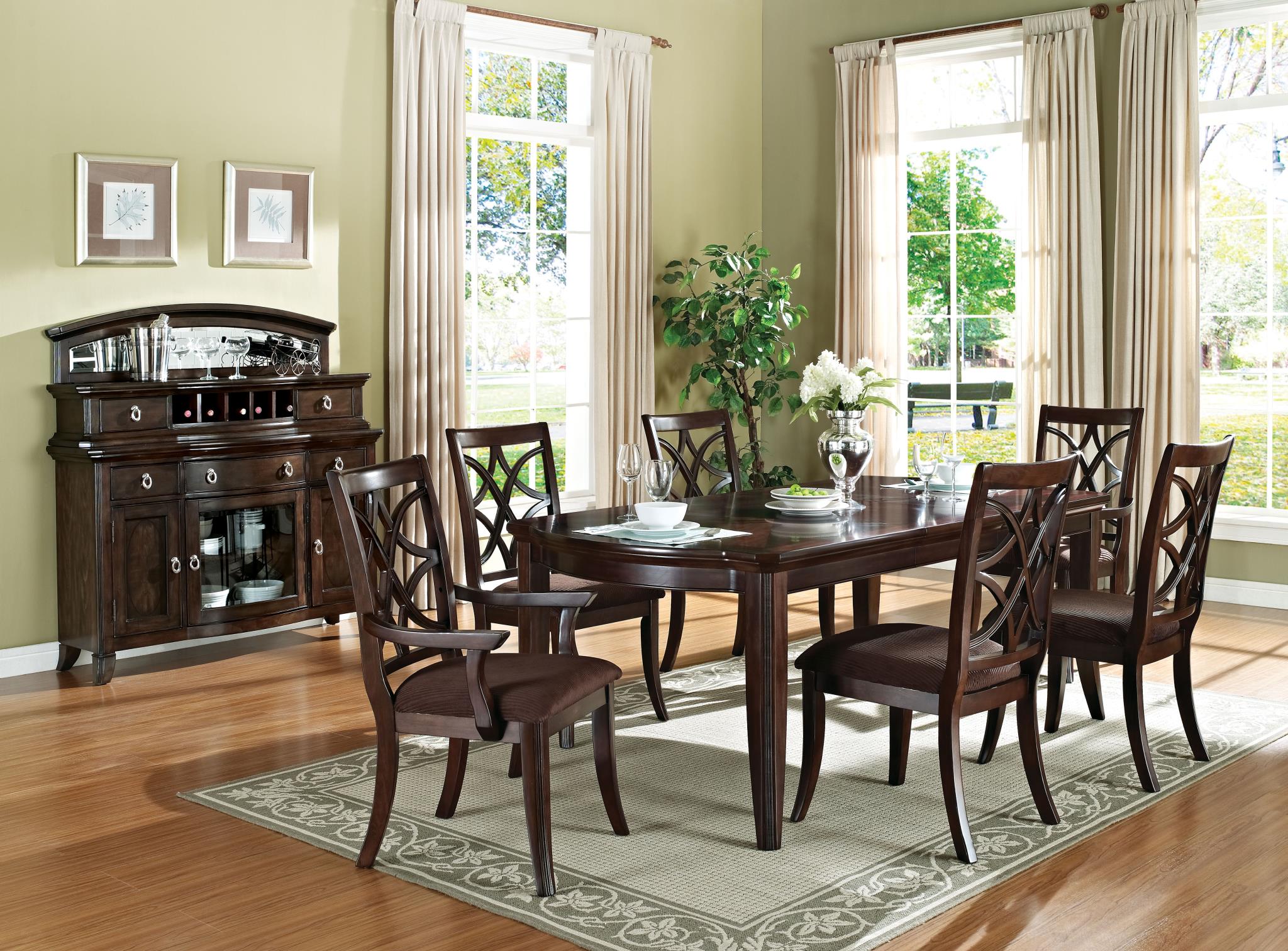 Keenan Traditional Dining Table with Lattice Details