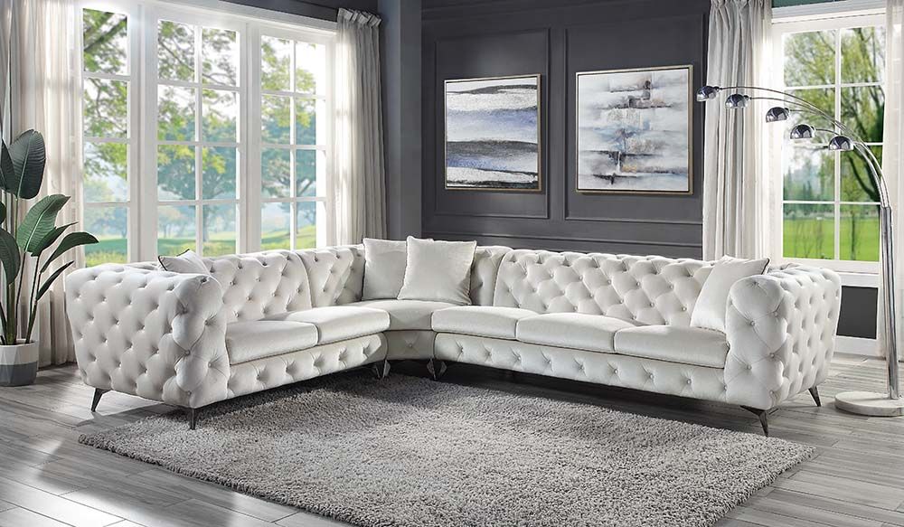 Atronia Sectional Sofa with 4 Pillows