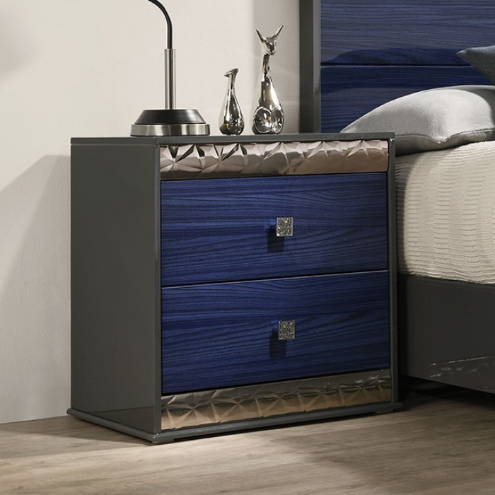 Hartlepool Glam Nightstand with Geo Chrome Molding