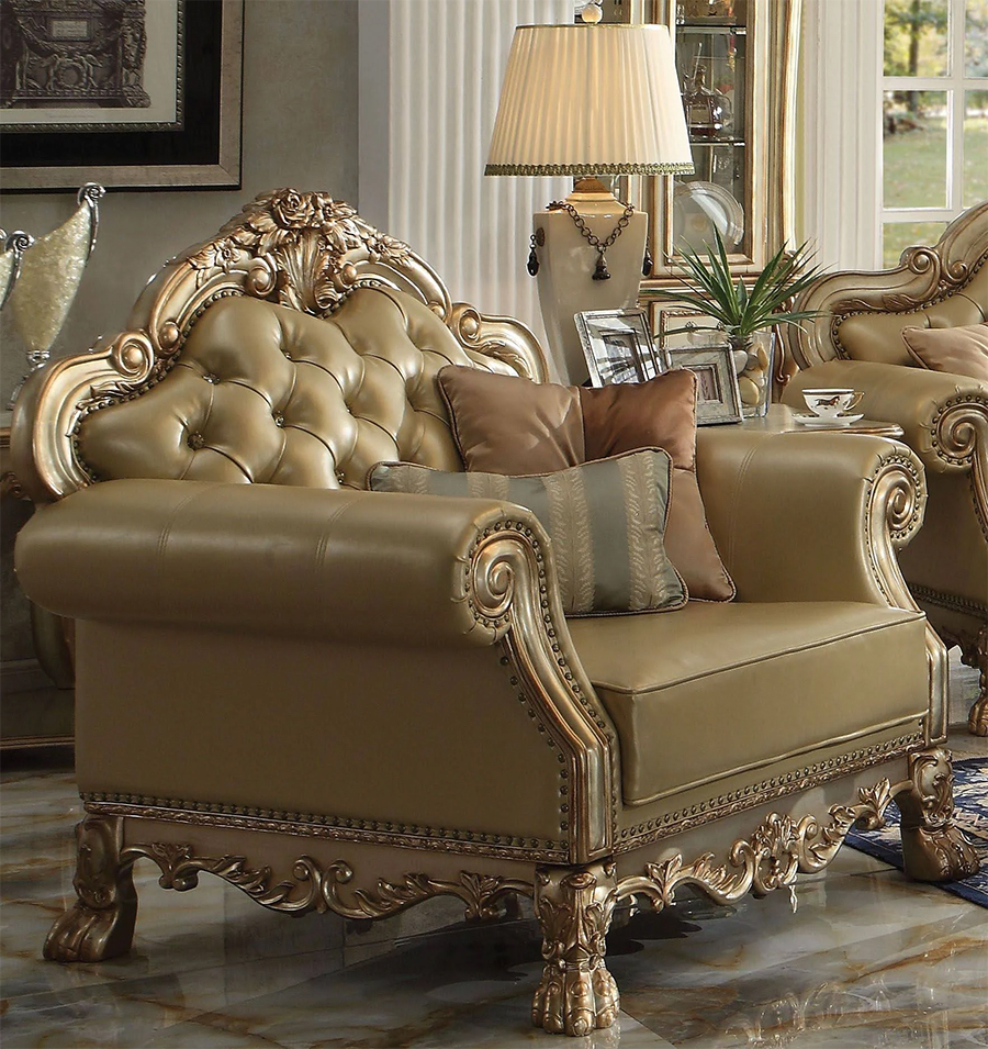 Dresden Traditional Style Chair with 2 Pillows