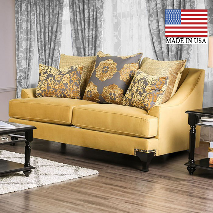 Viscontti Traditional Loveseat