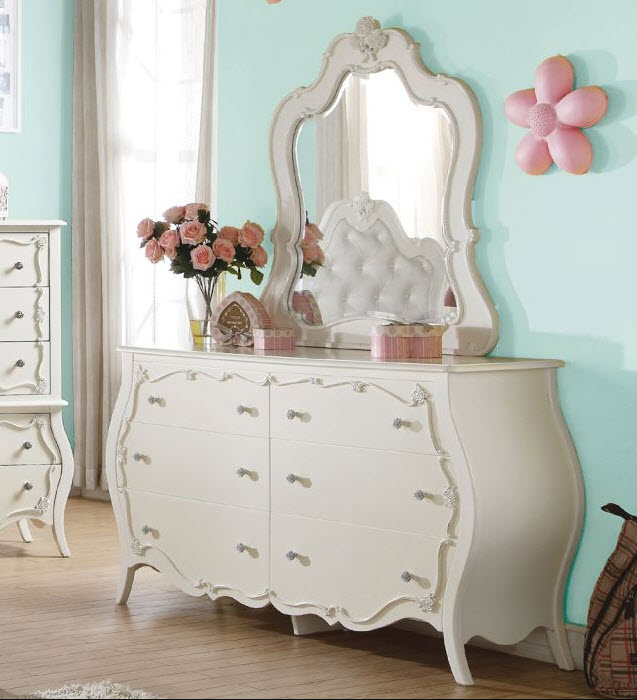 Edalene Dresser